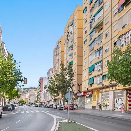 3 Bedroom Apartment Near City Centre Málaga Buitenkant foto