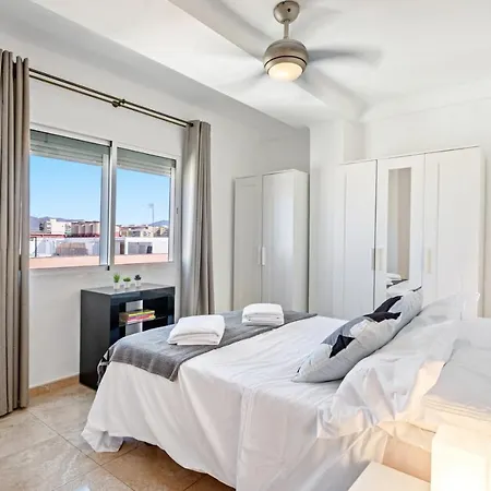 3 Bedroom Apartment Near City Centre Málaga Buitenkant foto