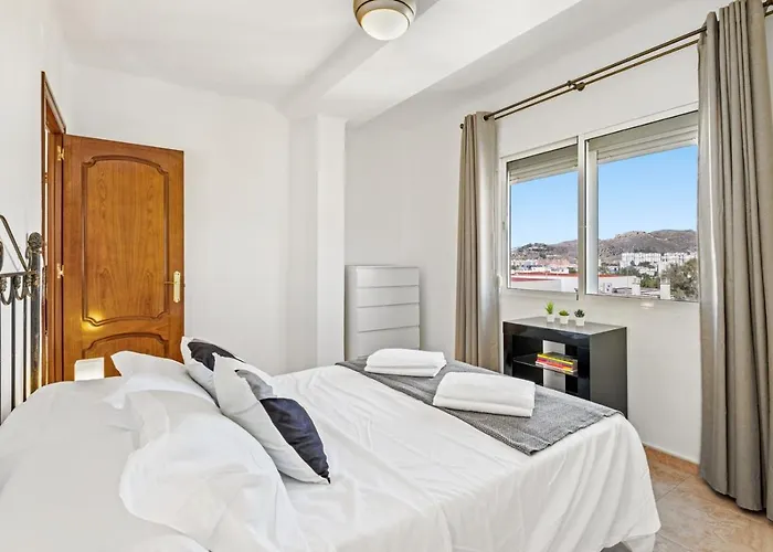 3 Bedroom Apartment Near City Centre
